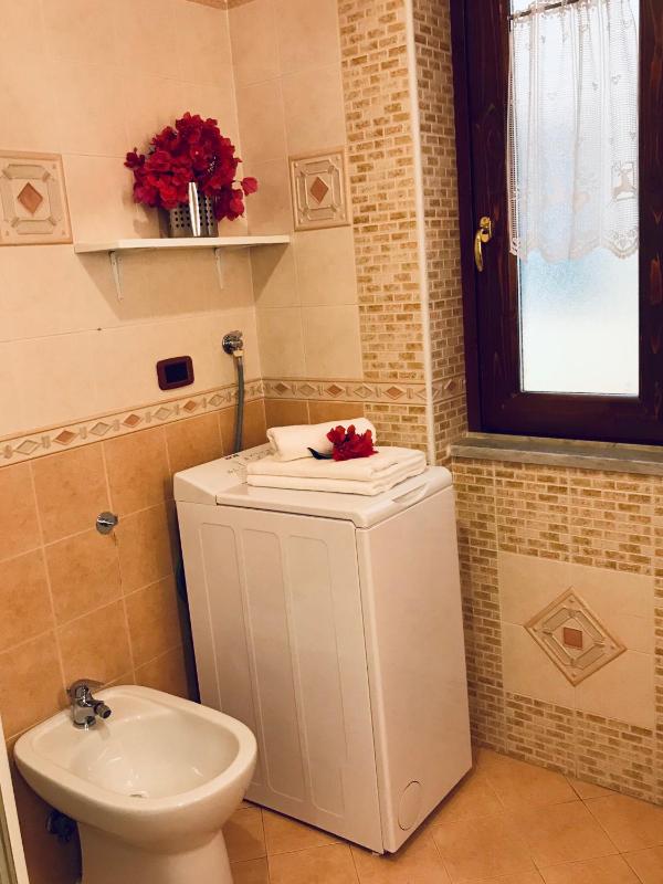 GuestHost - Salerno Historic Center Lovely Flat - image 13