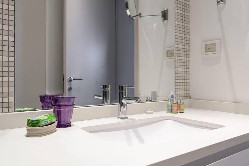 Italian design apartment in Rothschild Blvd - image 8