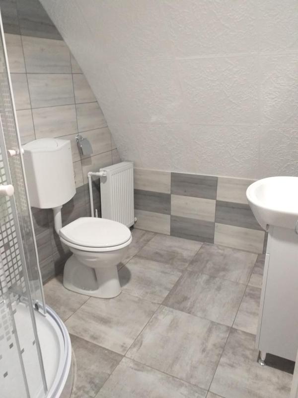 Double Room with Private Bathroom image 2