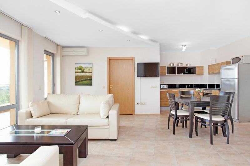 Two-Bedroom Apartment with Balcony image 3