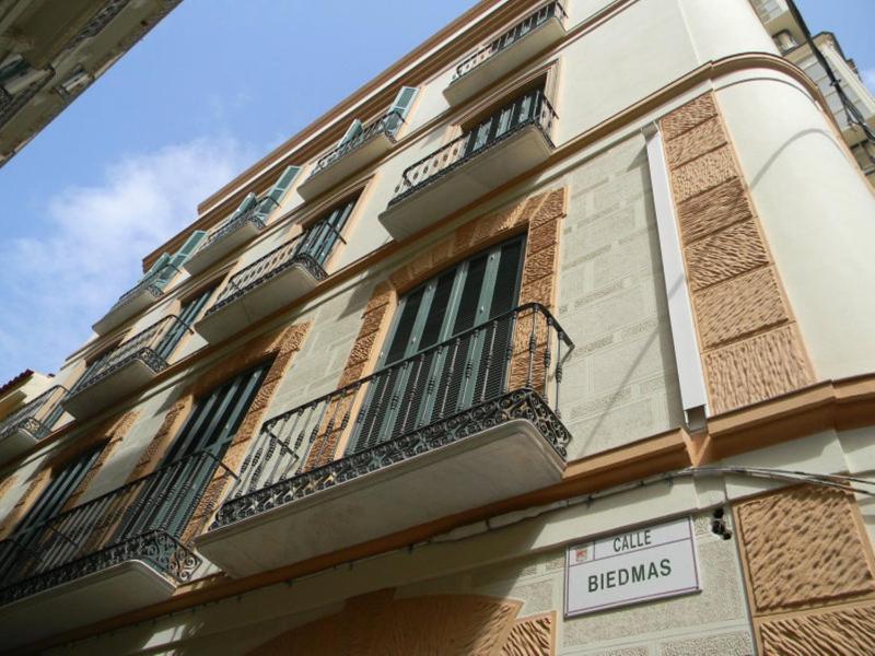 Apartamentos Pinar Málaga Centro - Carretería - image 13