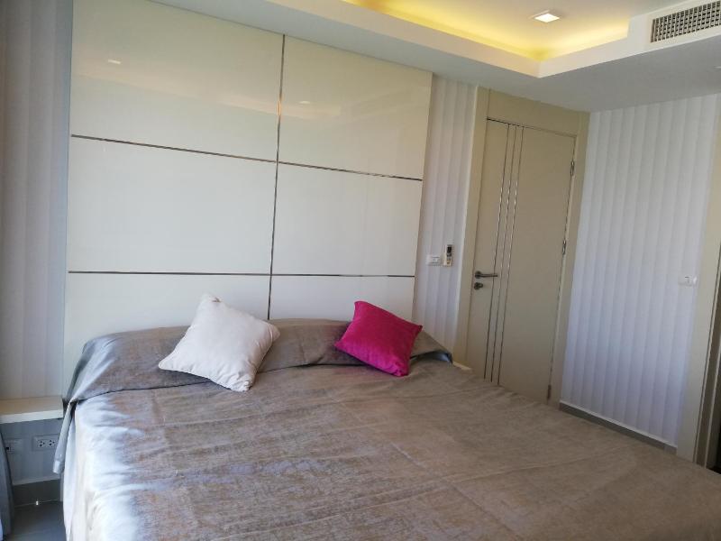 Cosy Beach View Apartments - image 3