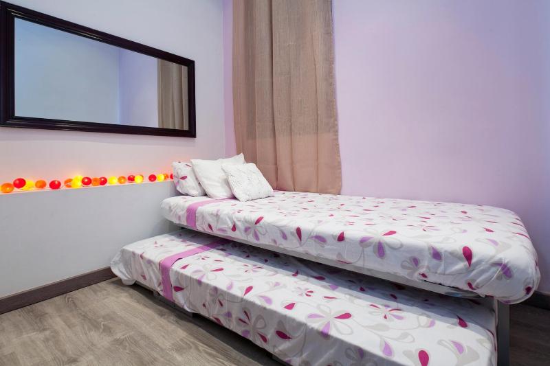 Paseo de Gracia Apartments - image 9