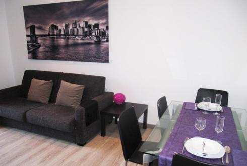 Paseo de Gracia Apartments - image 7