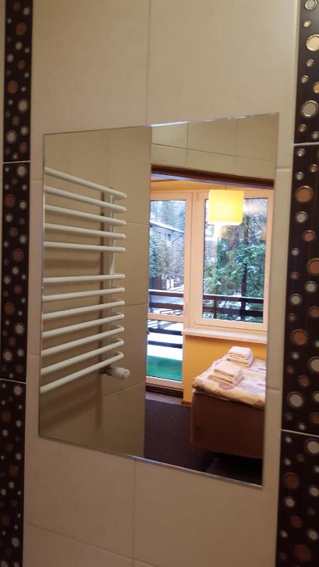 Double Room with Balcony image 2