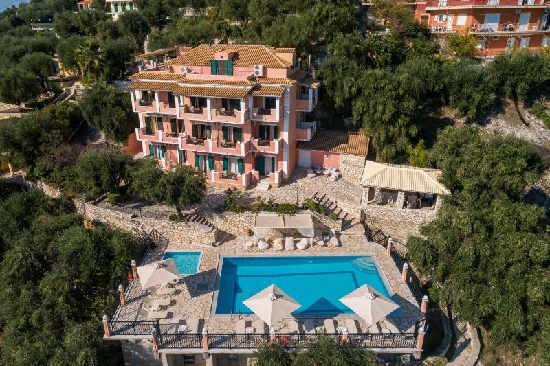 Villa Nestoras - image 10