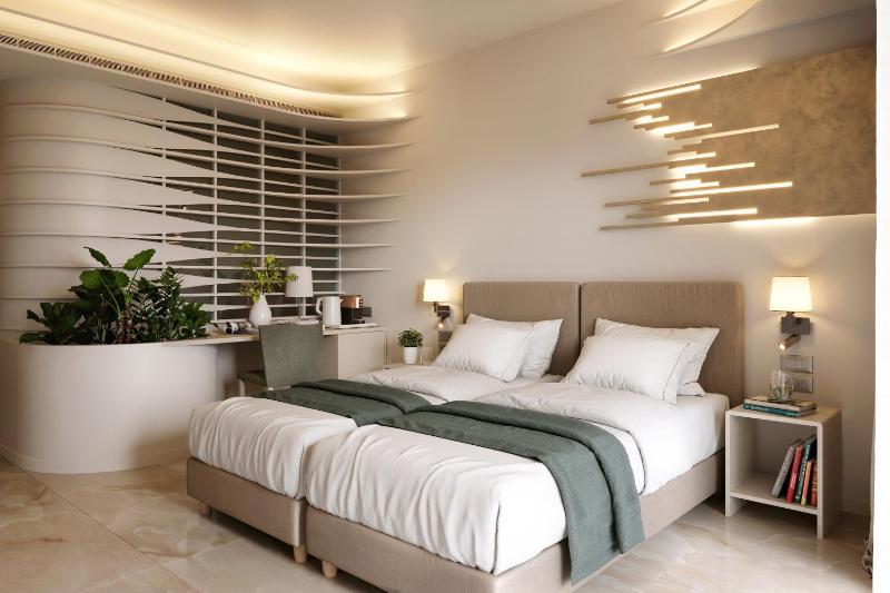 Superior Double or Twin Room with City View image 2