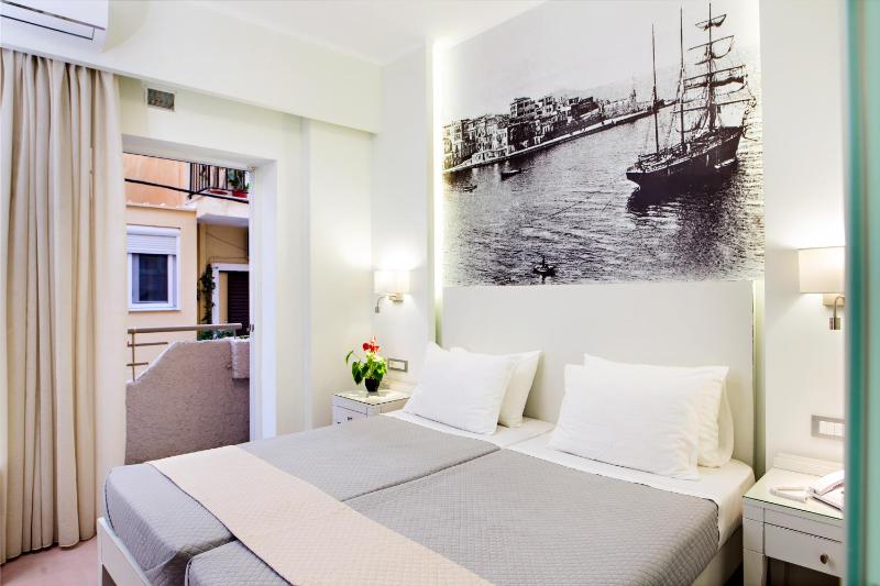 Economy Twin Room - Upper Floor image 3