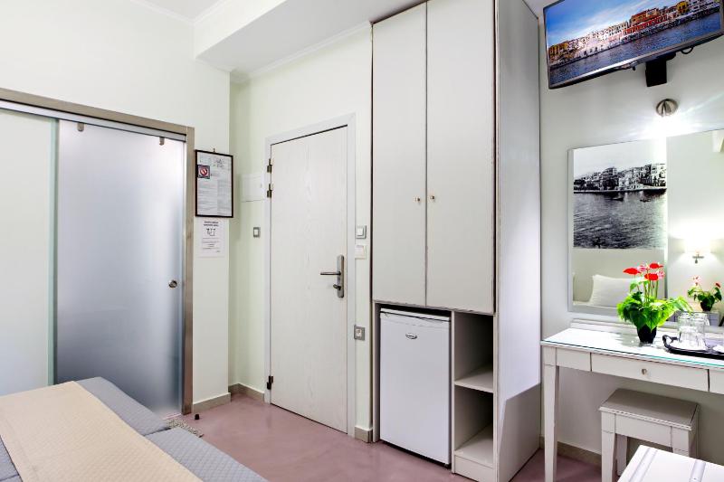 Economy Twin Room - Upper Floor image 2