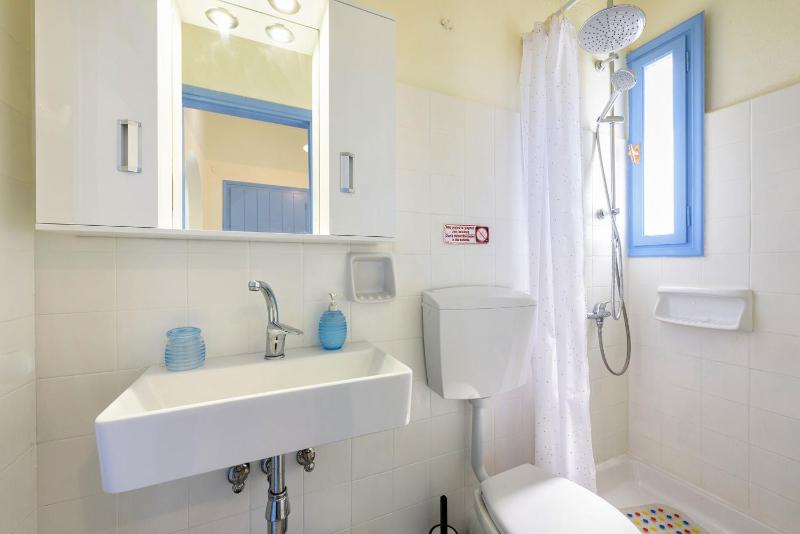 Two-Bedroom Apartment (4 Adults) image 3