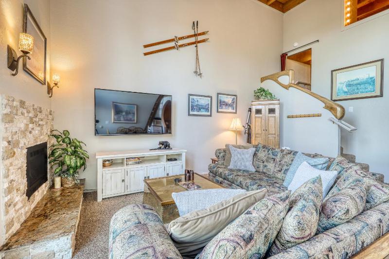 Two Bedroom House image 2