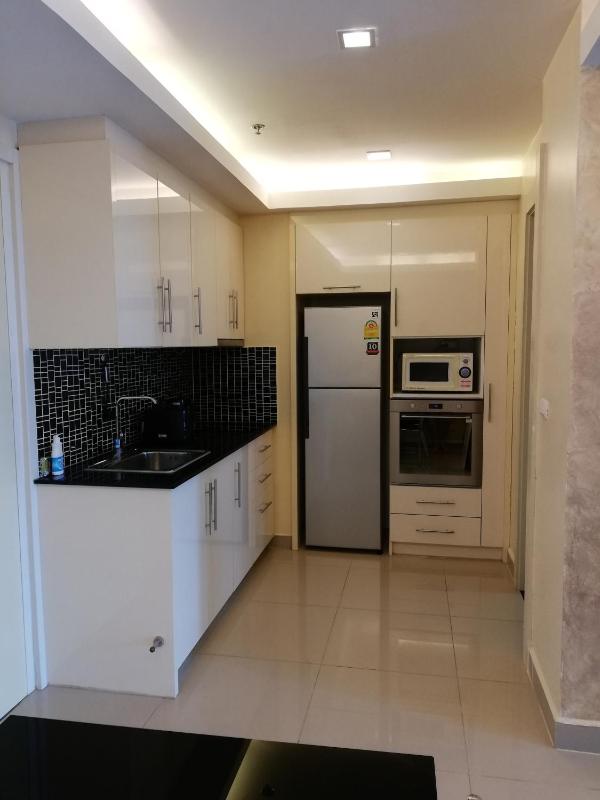 Cosy Beach View Apartments - image 15