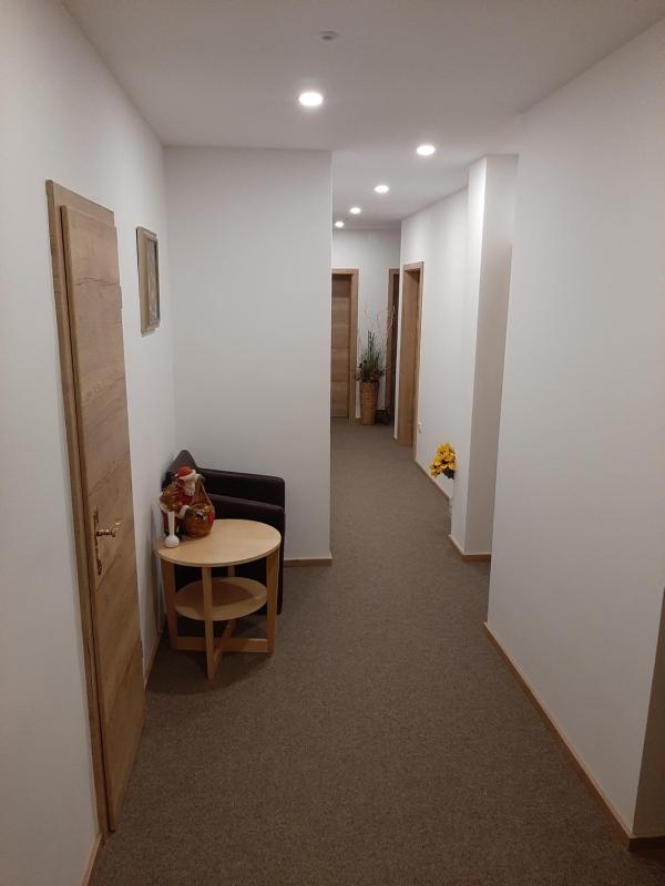 Economy Double or Twin Room - Basement image 2