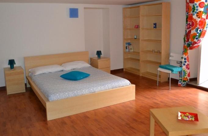 Double Room with Private External Bathroom image 4