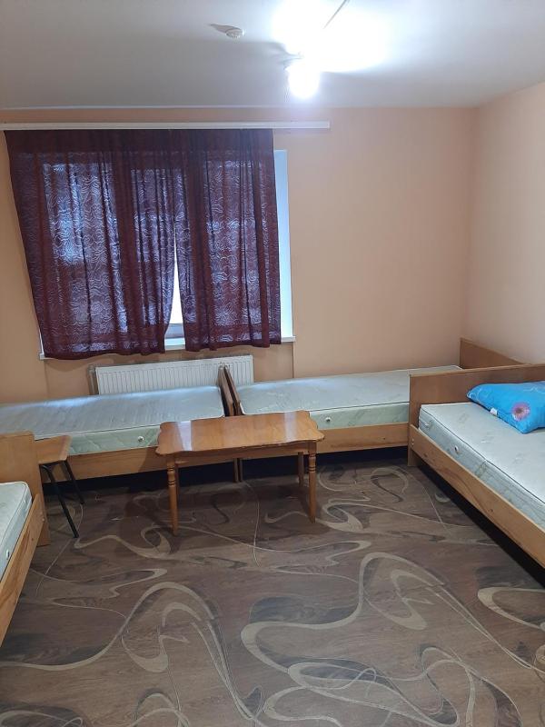 Classic Quadruple Room image 4