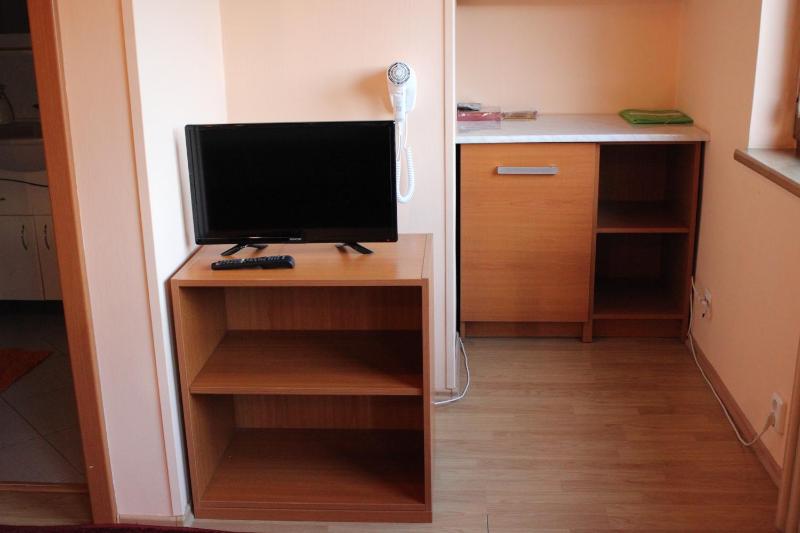 Comfort Triple Room with Bath #6 image 3