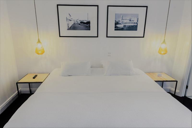 Twin Room with Pineapple Experience Package image 4