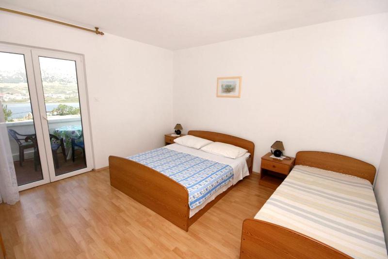 Two-Bedroom Apartment with Terrace and Sea View image 3