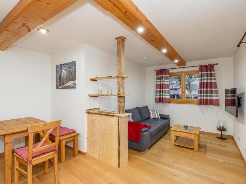 One-Bedroom Apartment image 1