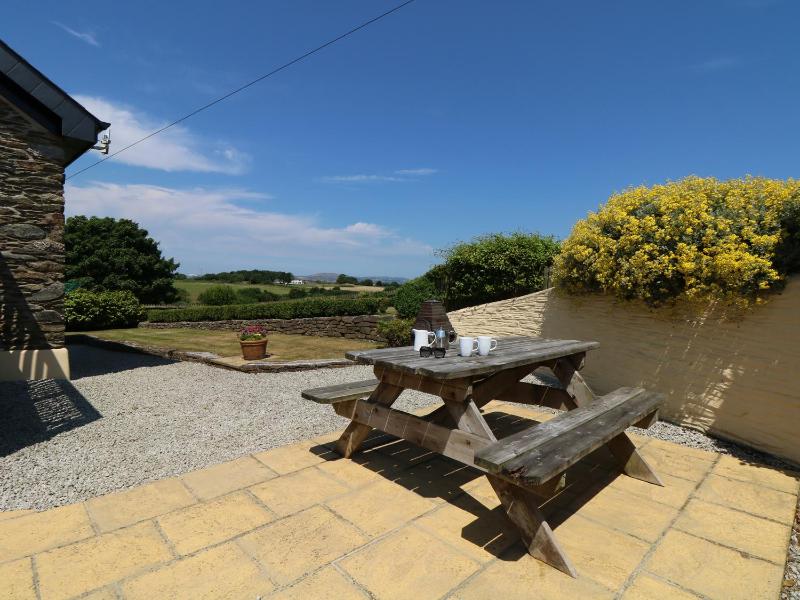 Oak Cottage - image 18