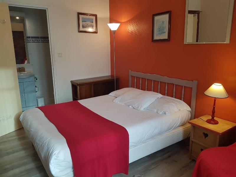 Double Room with Sea View image 1