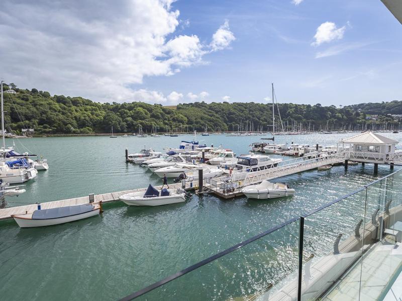 7 Dart Marina - image 13