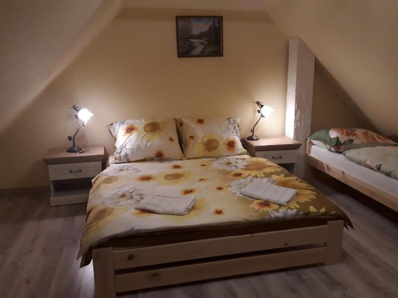 Large Double Room image 1
