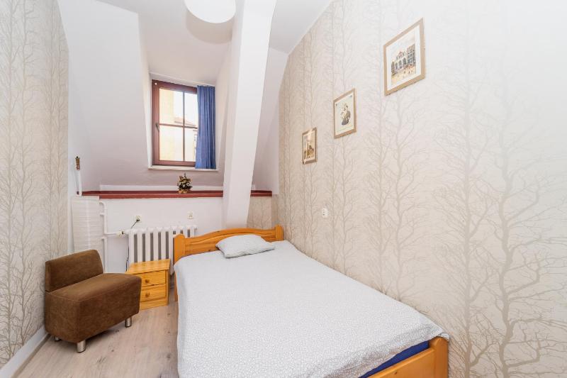 Single Room image 1
