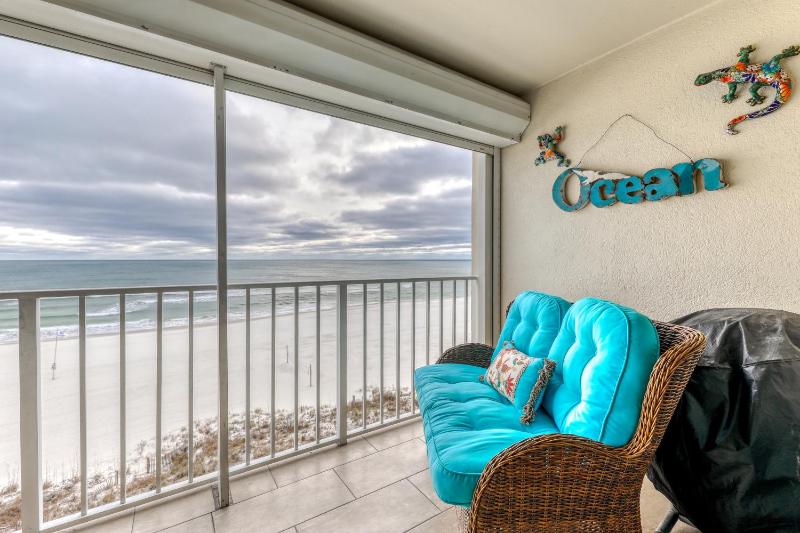 Three Bedroom Apartment image 1