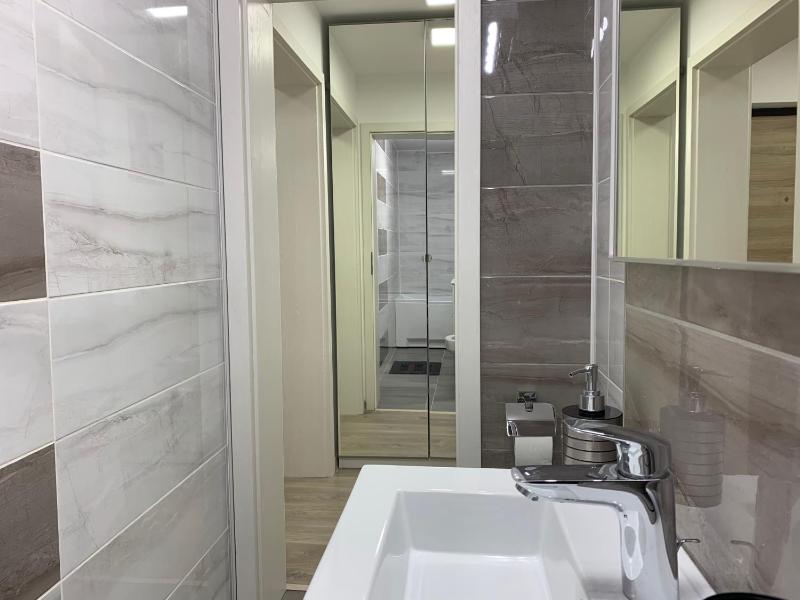 Deluxe Apartment image 2