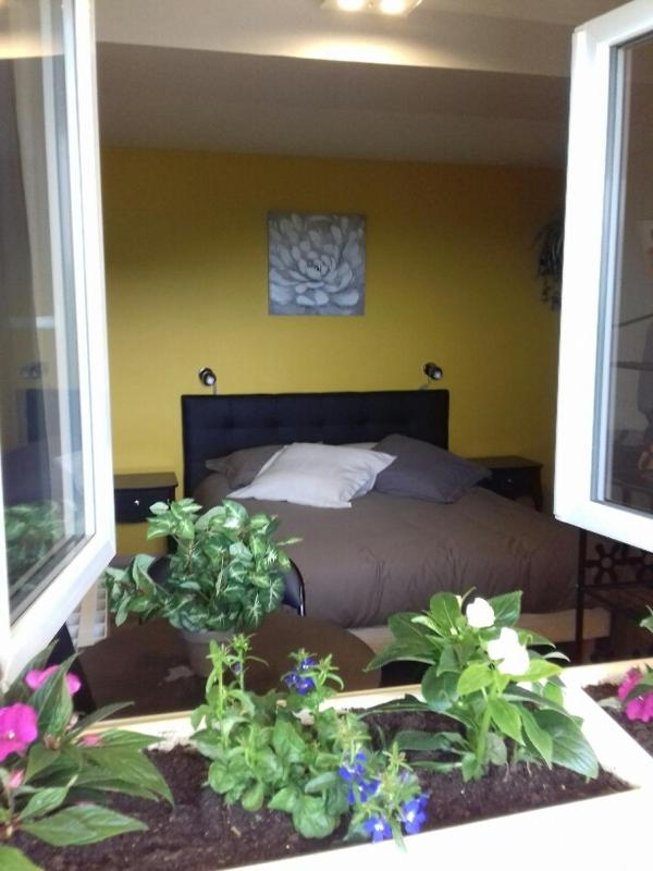 Deluxe Room 3 image 2