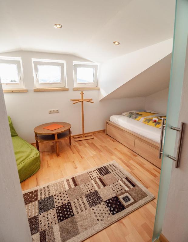 Two-Bedroom Apartment with Mountain View image 4