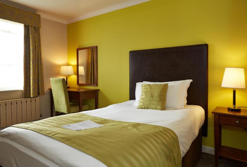 Single Room image 3