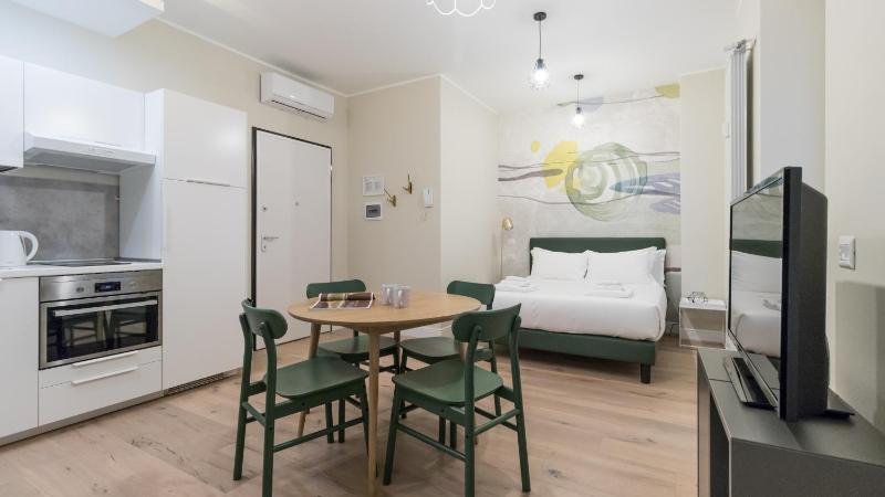 Studio Apartment image 1