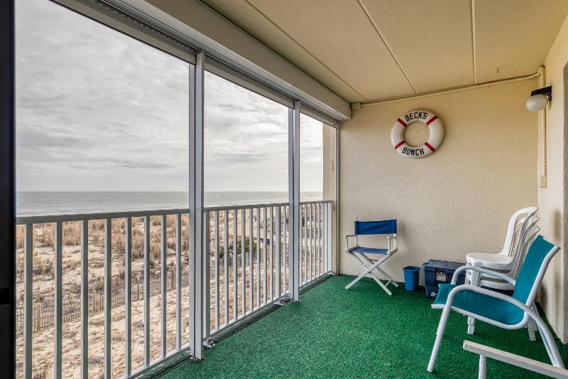 Three Bedroom Apartment image 3
