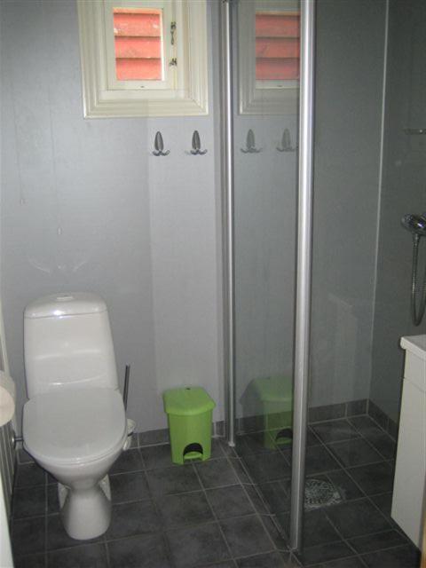 Three-Bedroom Cottage image 3