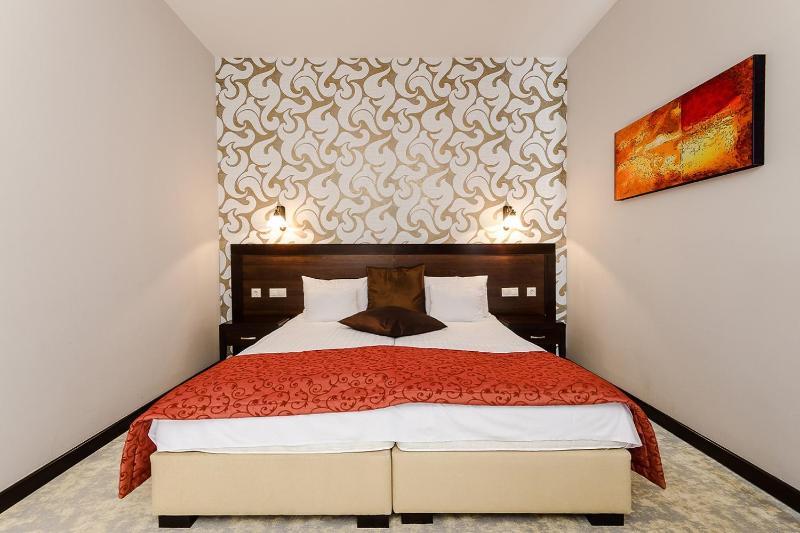 Family Suite (2 Adults + 2 Children) image 2