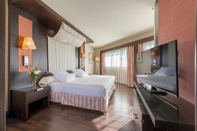 Junior Suite image 1