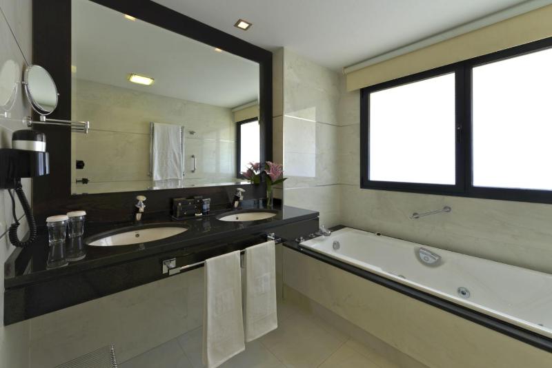 Junior Suite image 4