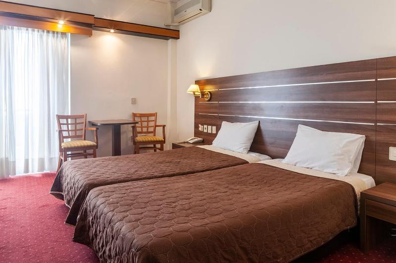 Single Room image 4