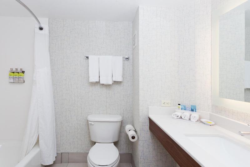 Standard Room image 3
