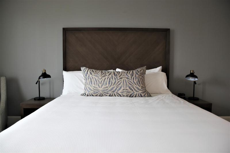 King Room image 3