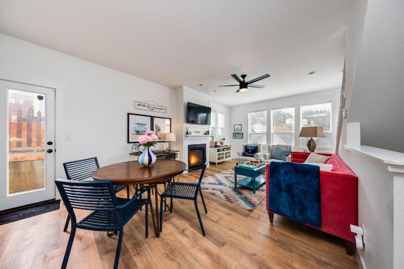 Three Bedroom House image 2