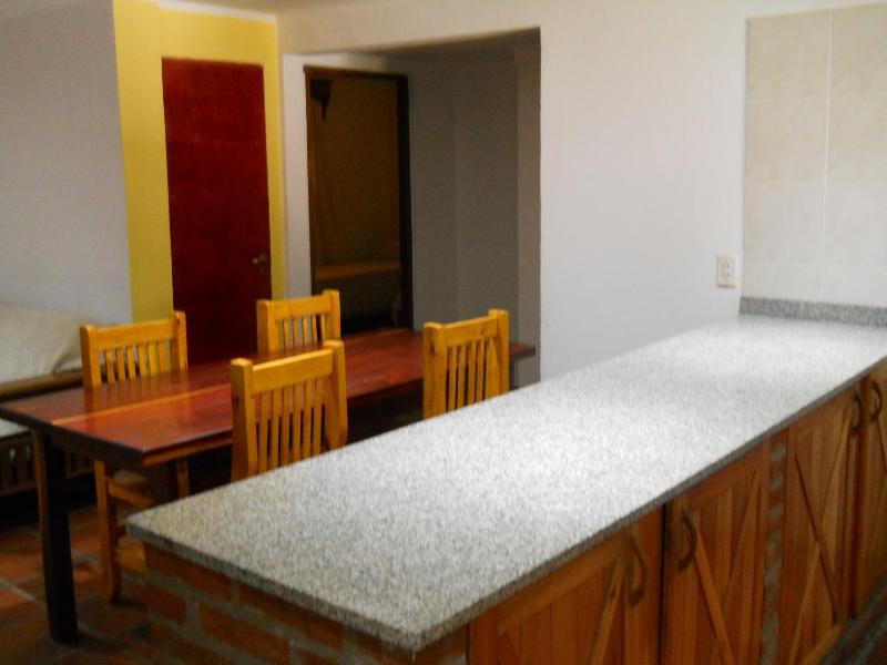 Estilo Campo Casa de 3 ambientes cochera interna - image 6