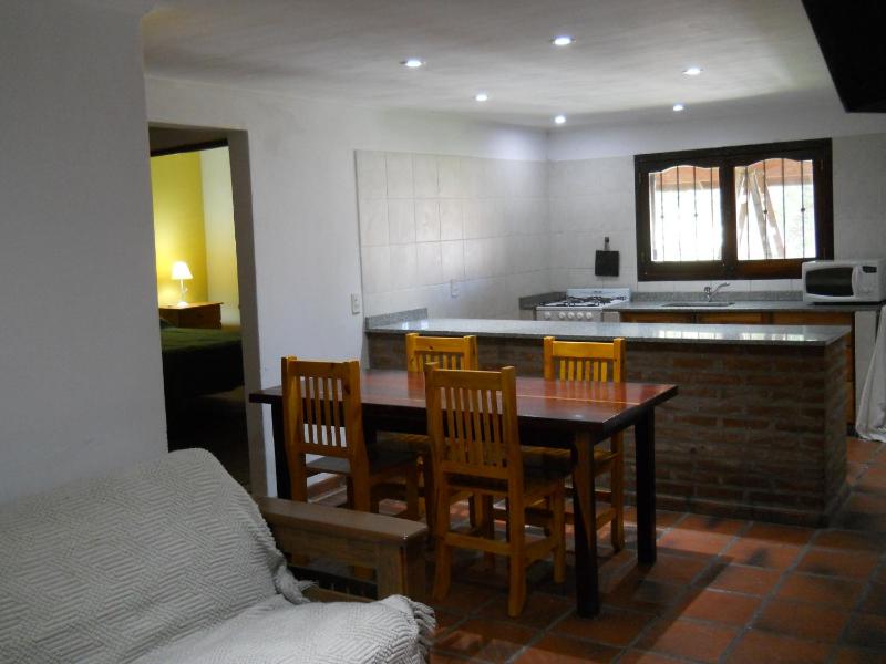 Estilo Campo Casa de 3 ambientes cochera interna - image 13
