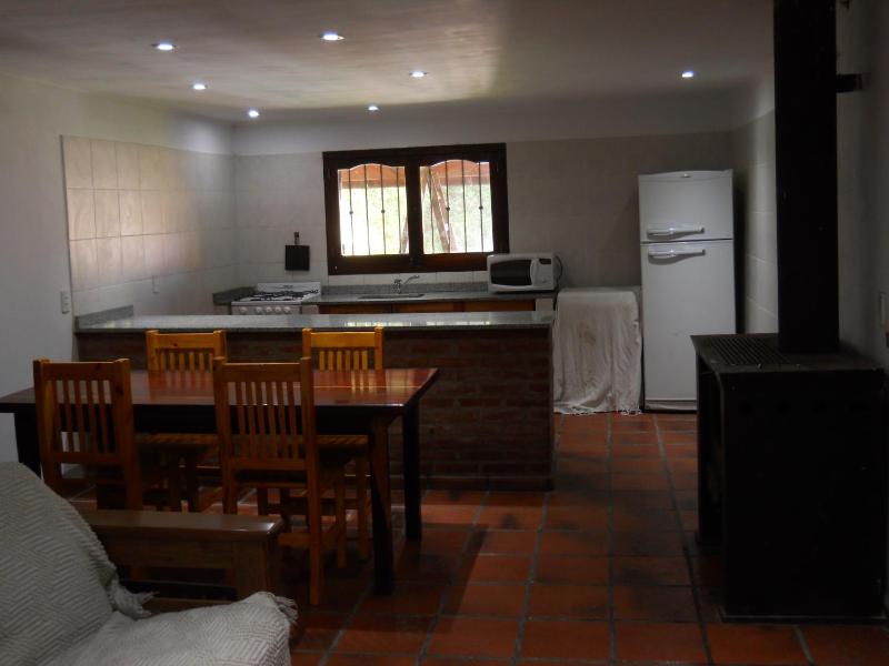 Estilo Campo Casa de 3 ambientes cochera interna - image 8
