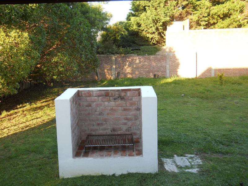 Estilo Campo Casa de 3 ambientes cochera interna - image 5