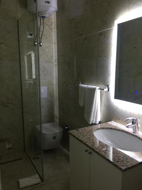 Double Room image 2