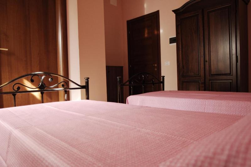 Double or Twin Room image 4