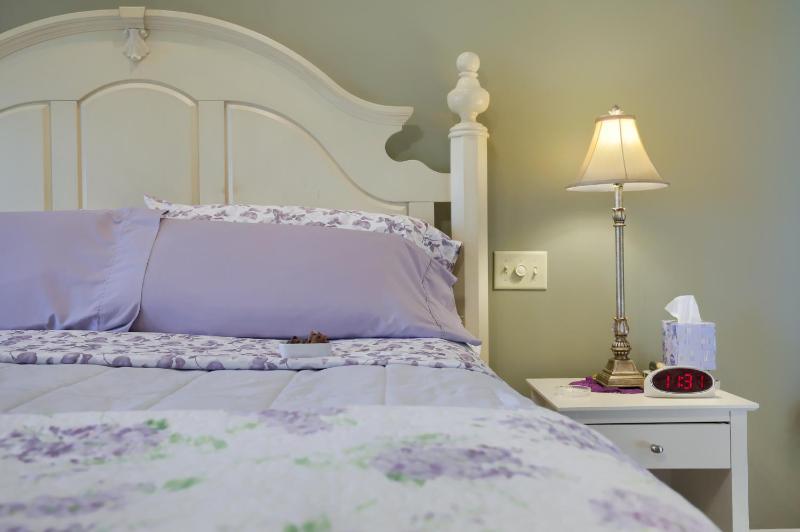 King Room image 3